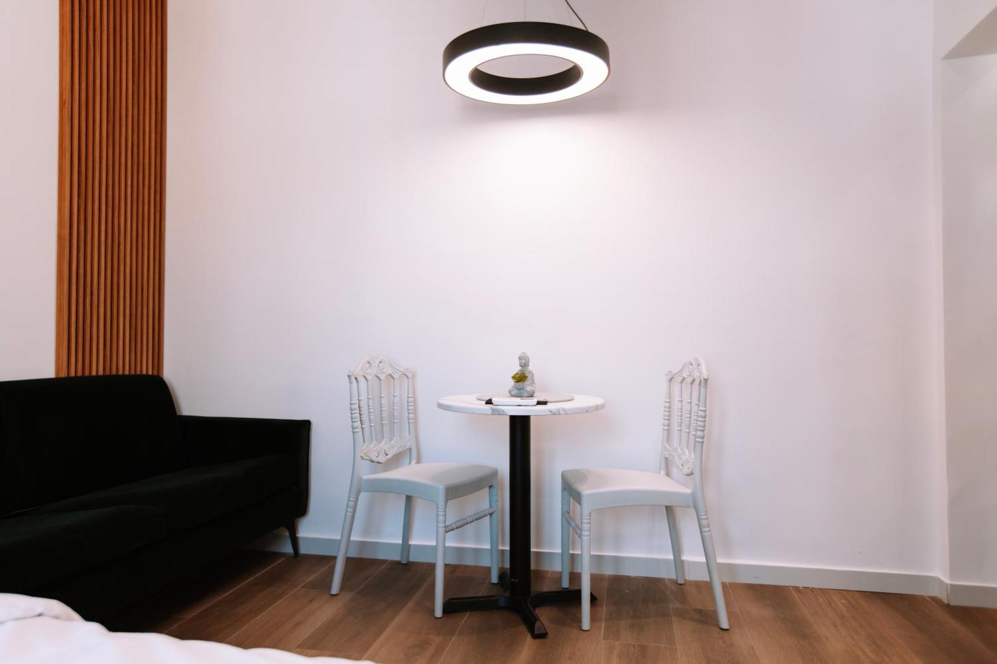 Barrikada Str Modern Apartments - The Nest Тирана Екстериор снимка